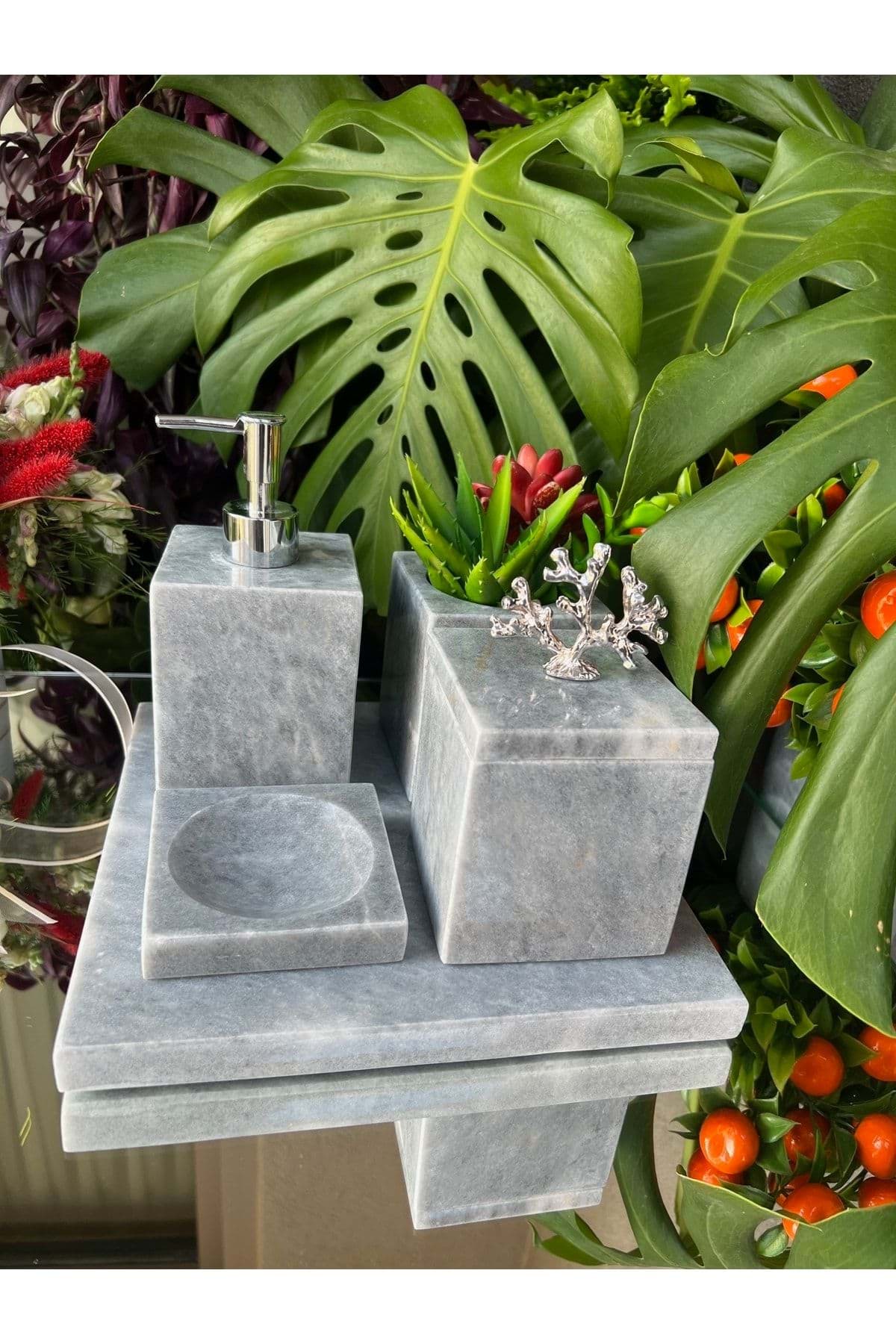 Dekoratif Grı Mermer Düz Kare Gümüş Mercan Detaylı 5 Li Banyo Seti Takımı resmi