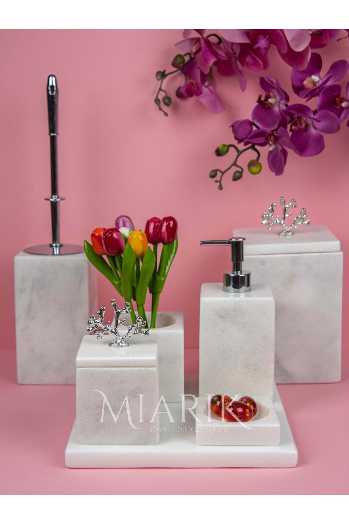 Dekoratif Beyaz Mermer Gümüş Uçan Geyık Detaylı 7 Li Kare Banyo Seti Takımı resmi