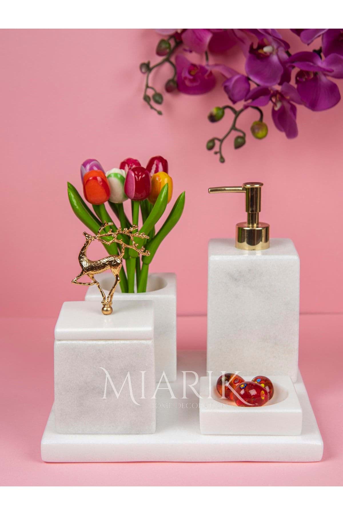 Dekoratif Beyaz Mermer Düz Kare Gold Uçan Geyik Detaylı 5 Li Banyo Seti Takımı resmi