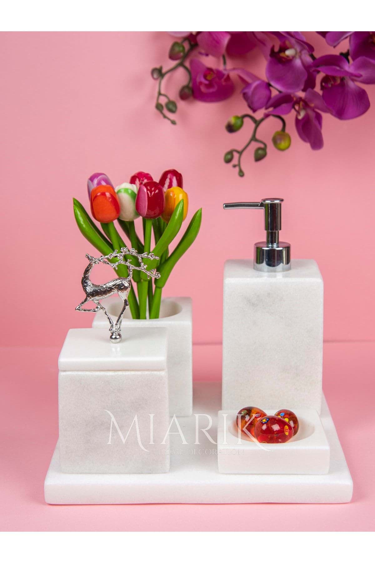 Dekoratif Beyaz Mermer Düz Kare Gümüş Uçan Geyik Detaylı 5 Li Banyo Seti Takımı resmi