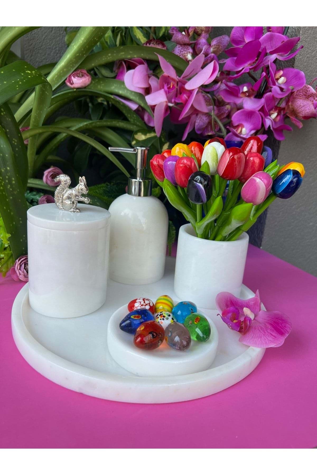 Dekoratif Beyaz Mermer Gümüş Sincap Detaylı 5 Li Banyo Seti Takımı resmi