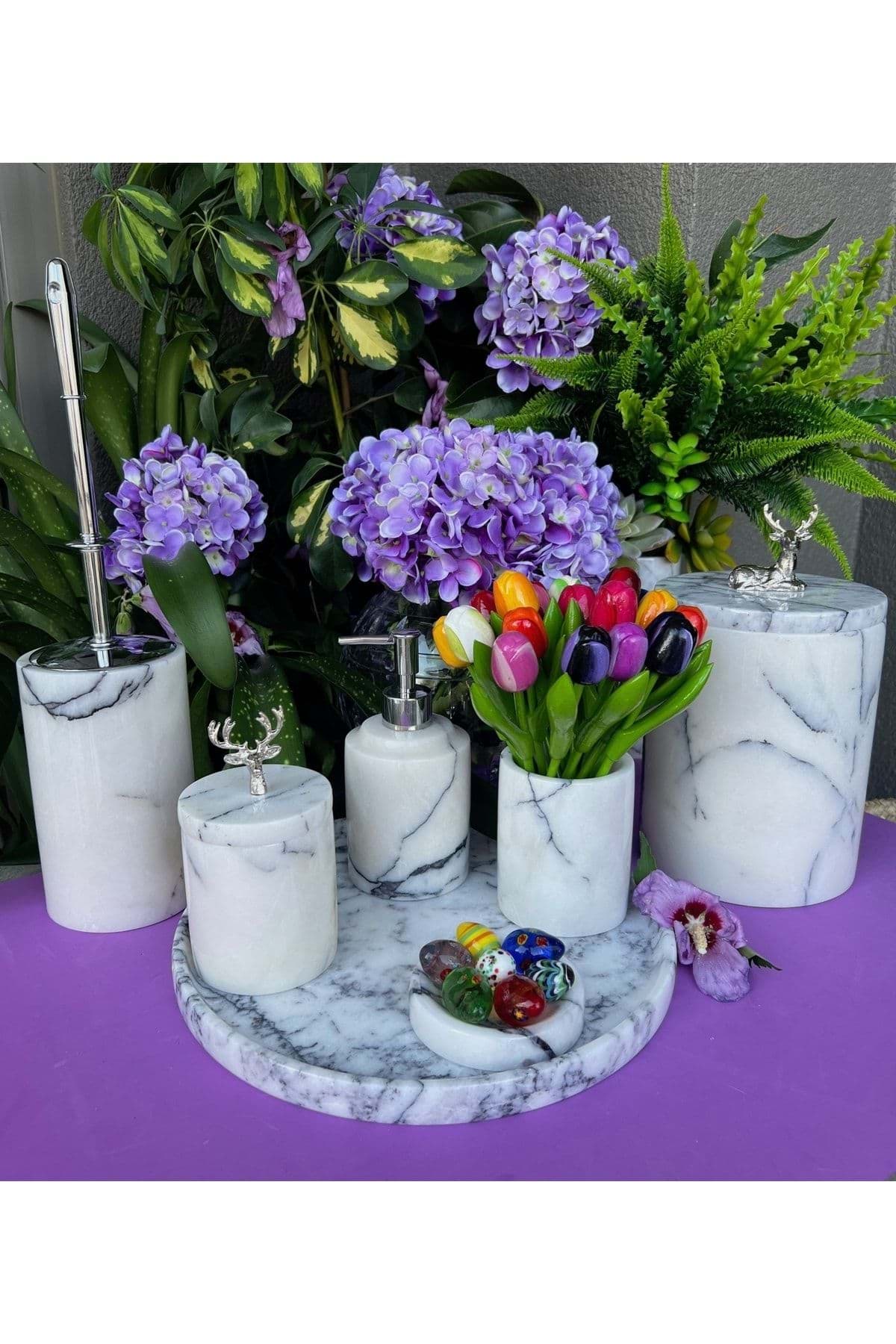 Dekoratif Leylak Beyaz Mermer Gümüş Geyık Farklı Detaylı 7 Li Banyo Seti Takımı resmi