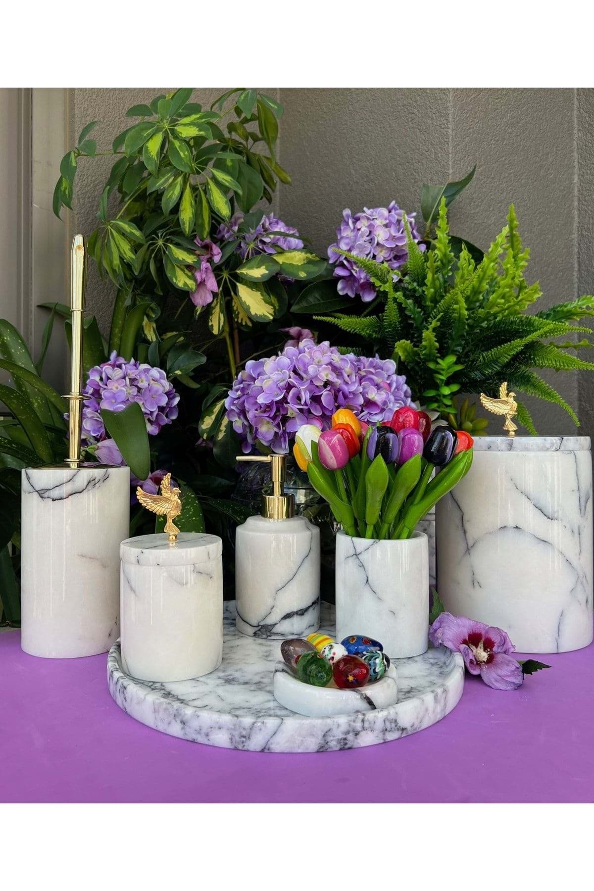 Dekoratif Leylak Beyaz Mermer Gold Uçan Kuş Detaylı 7 Li Banyo Seti Takımı resmi