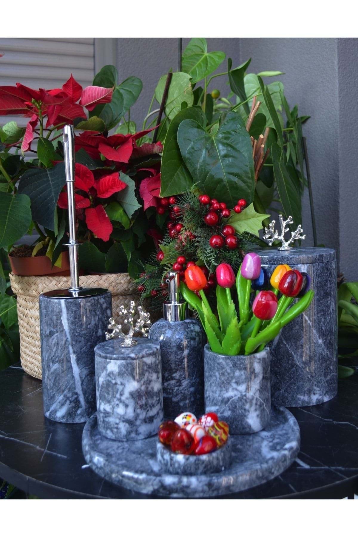 Dekoratif Koyu Gri Mermer Gümüş Mercan Detaylı 7 Li Banyo Seti Takımı resmi