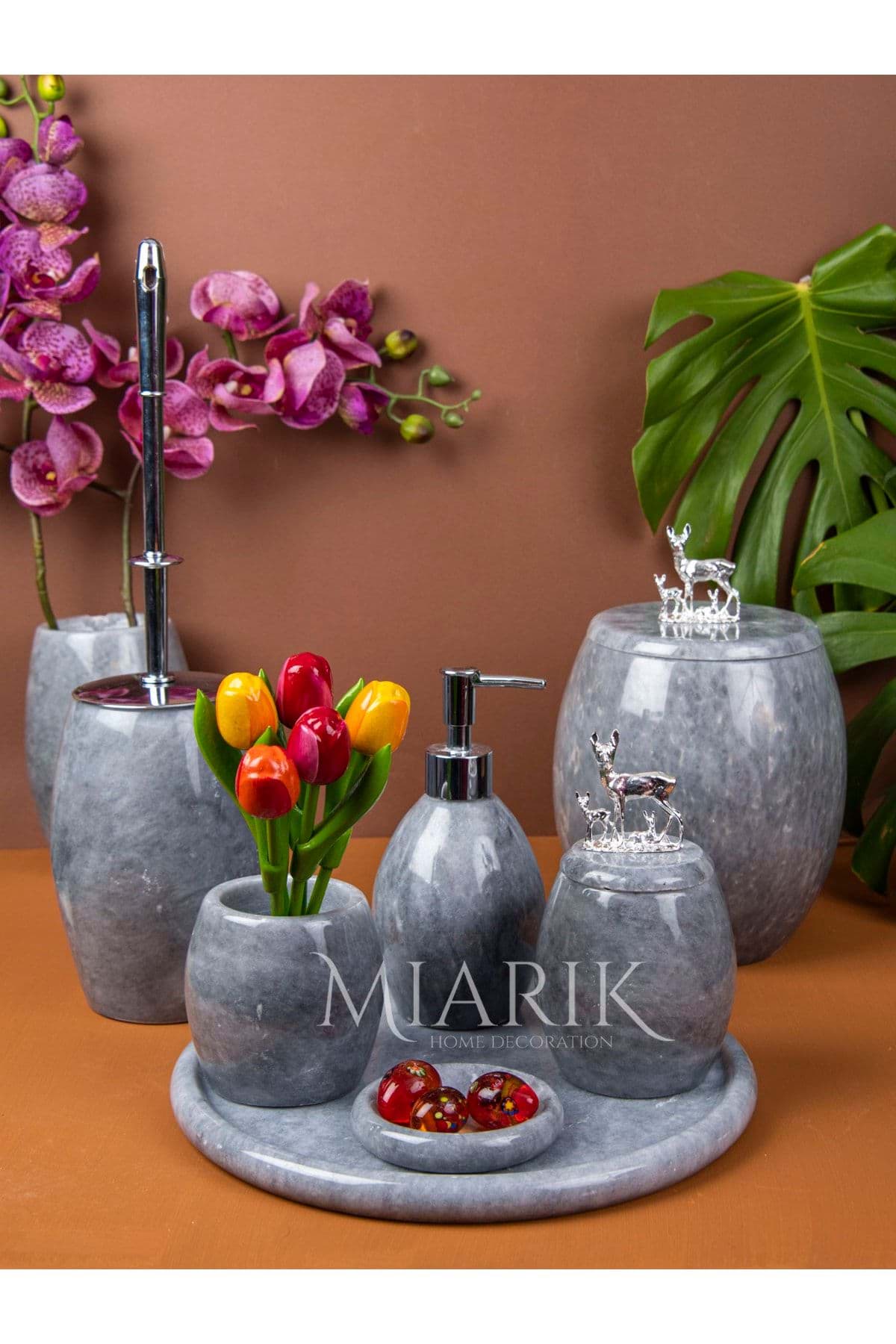 Dekoratif Gri Mermer Banyo Seti Takımı 7 Li Gümüş Ceylan Ailesi Detaylı Tasarım Set resmi