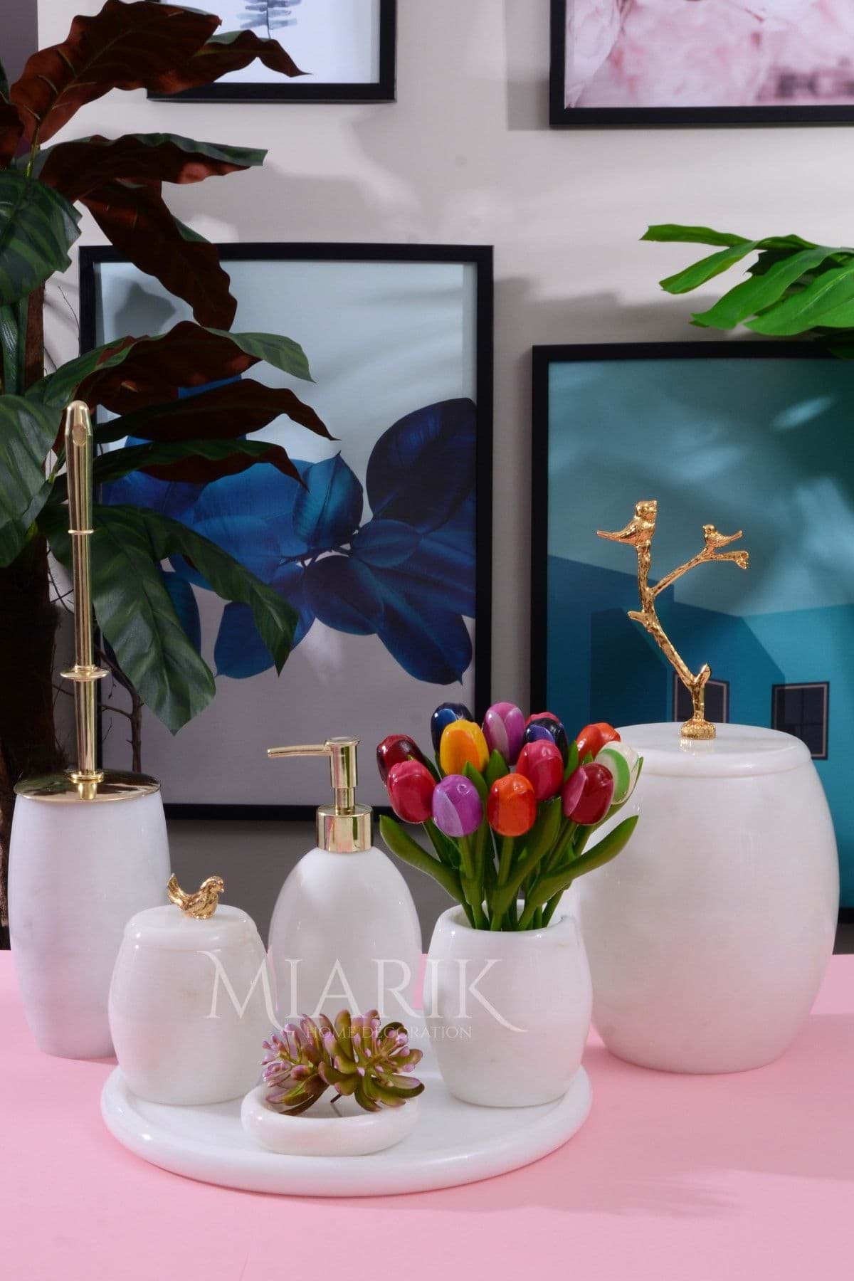 Dekoratif Beyaz Mermer Banyo Seti Takımı 7 Li Gold Dalda Kus Detaylı Tasarım Set resmi