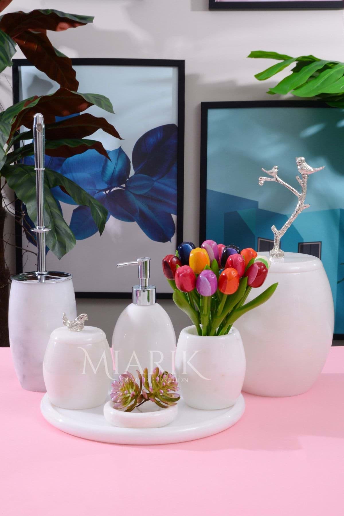 Dekoratif Beyaz Mermer Banyo Seti Takımı 7 Li Gümüş Dalda Kuş Detaylı Tasarım Set resmi