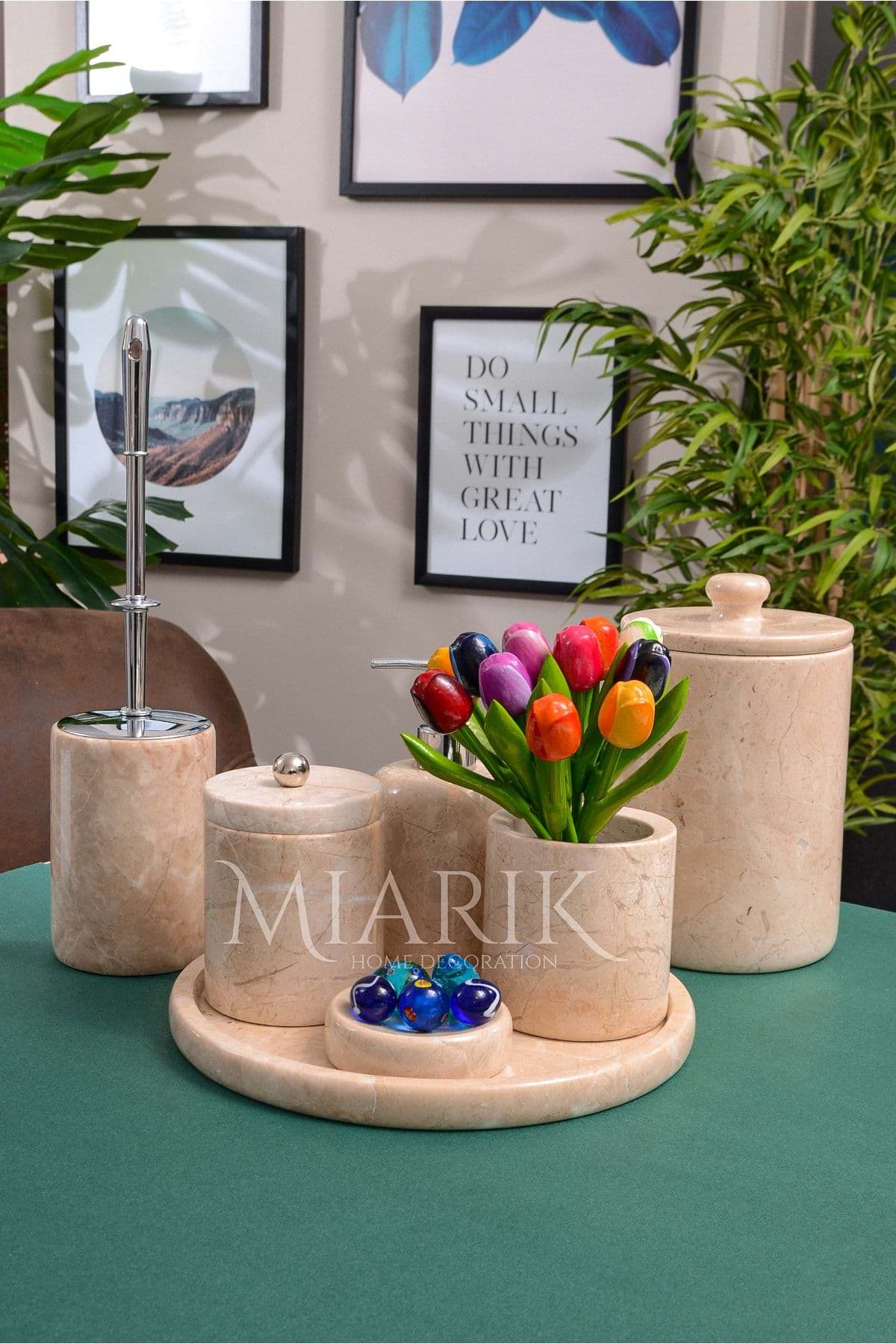 Dekoratif Bej Renk Mermer Gümüş Top Detaylı 7 Li Banyo Seti Takımı resmi