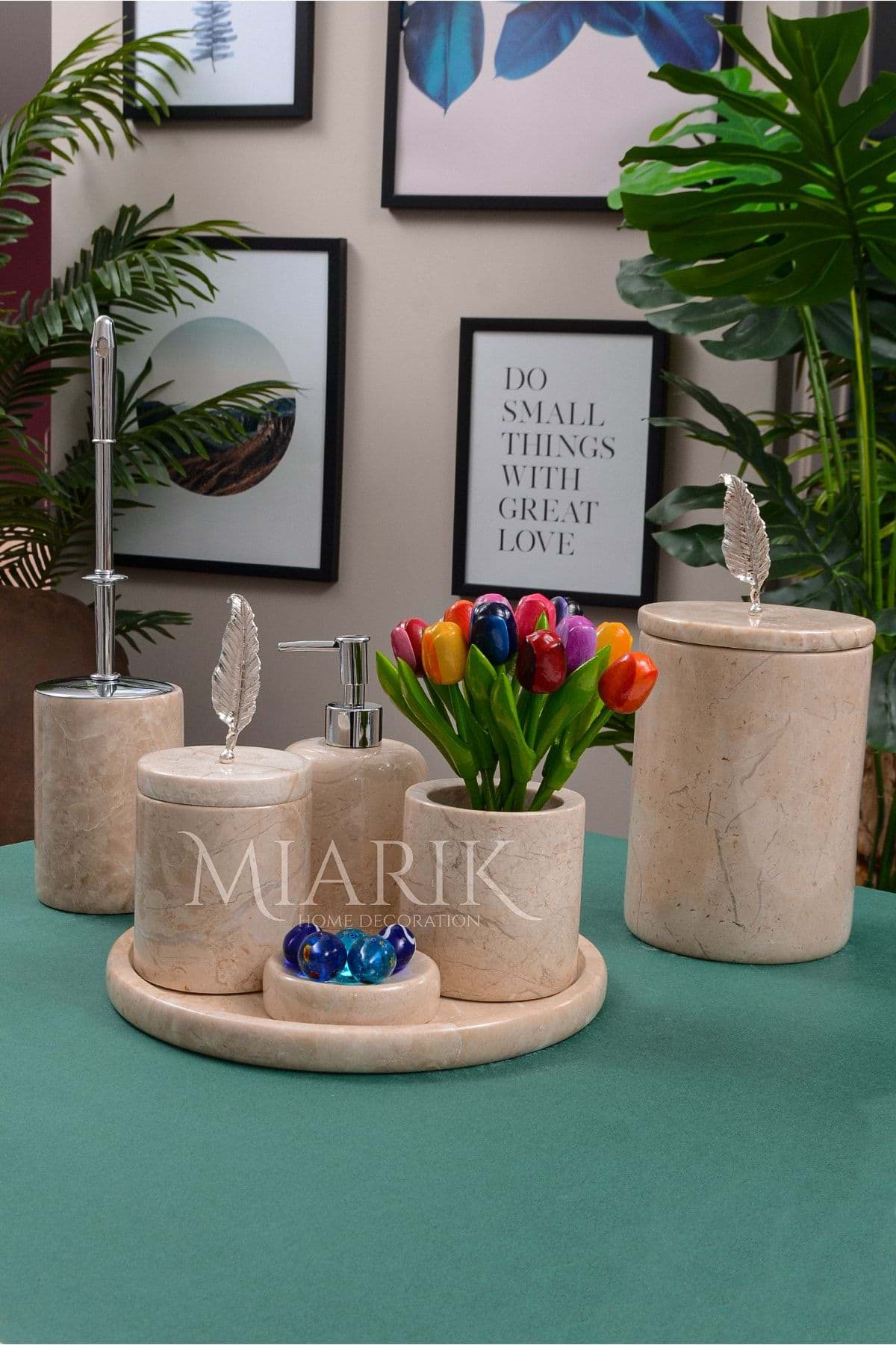 Dekoratif Bej Renk Mermer Gümüş Yaprak Detaylı 7 Li Banyo Seti Takımı resmi