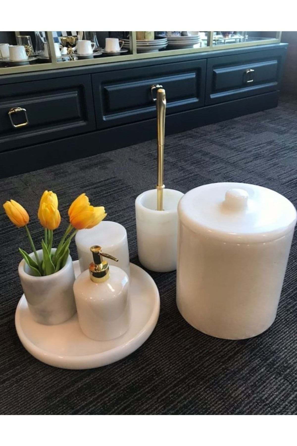 Dekoratif Beyaz Mermer Gold Detaylı 7 Li Banyo Seti Takımı resmi